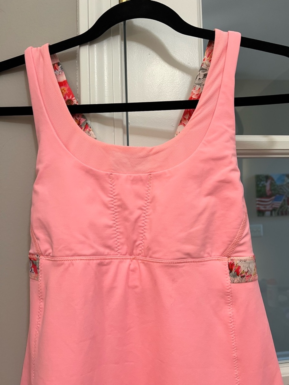 Beautiful lululemon athletica Pink Floral stuff your bra tank II - Picture 2 of 8